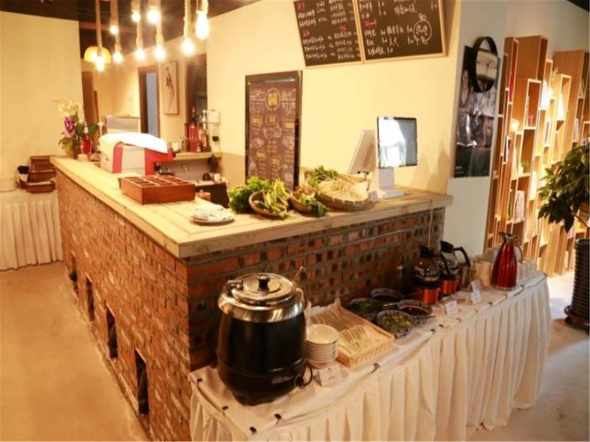 Chonpines Hotel Чанчун Екстериор снимка